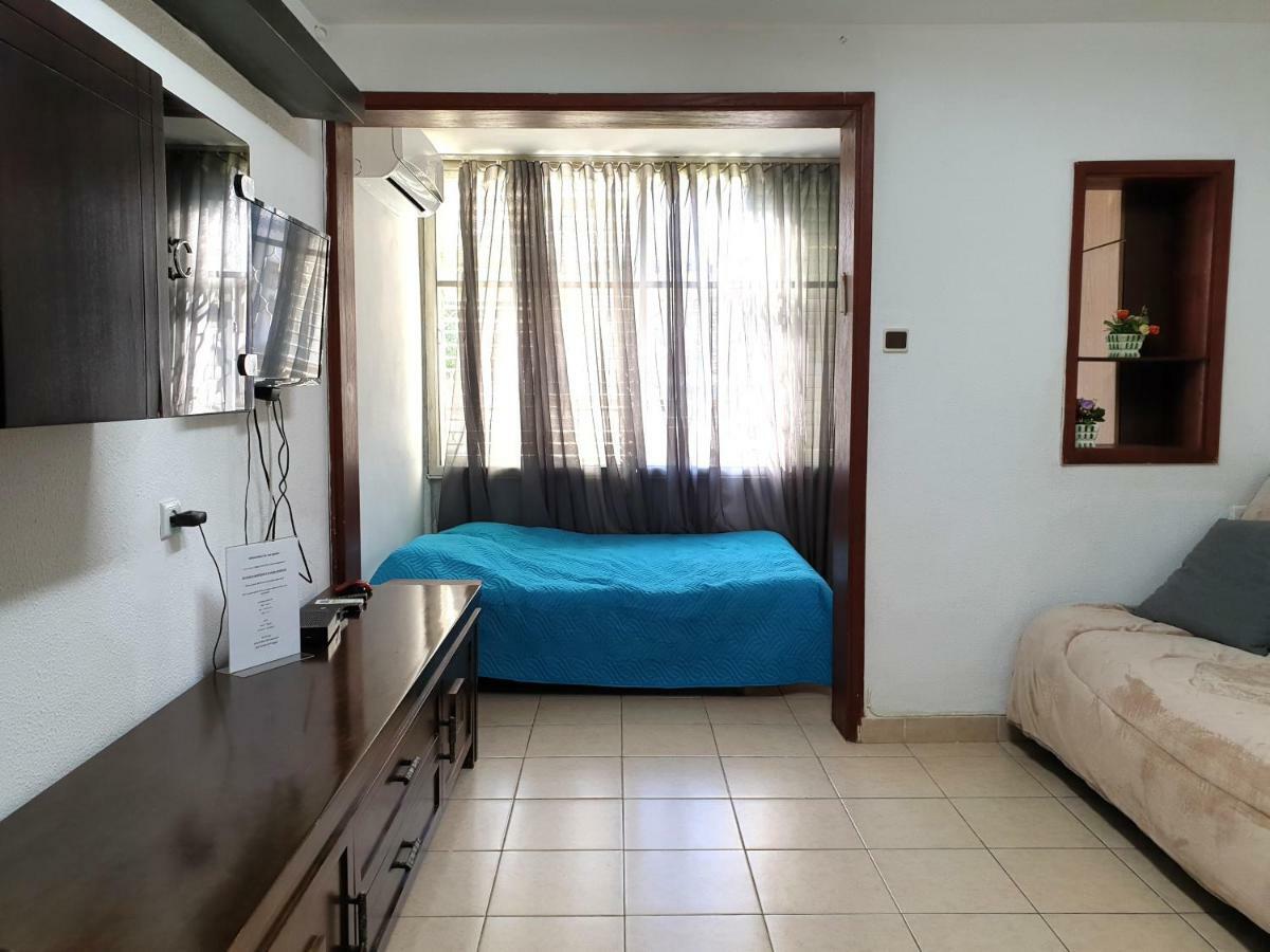 Road To The Beach Apartment By Domik Haïfa Extérieur photo